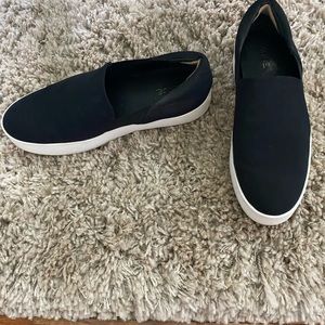 Black platform Vince Slip on Sneaker